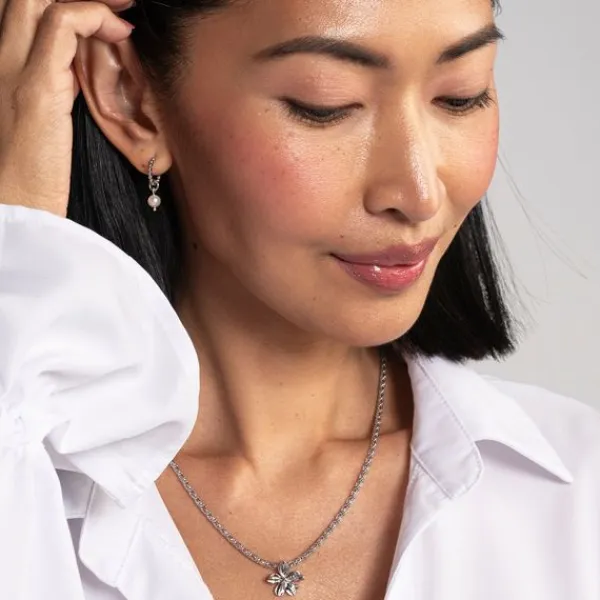 Lumoava Helmi Hopeakorvakorut L54244144000 Fashion